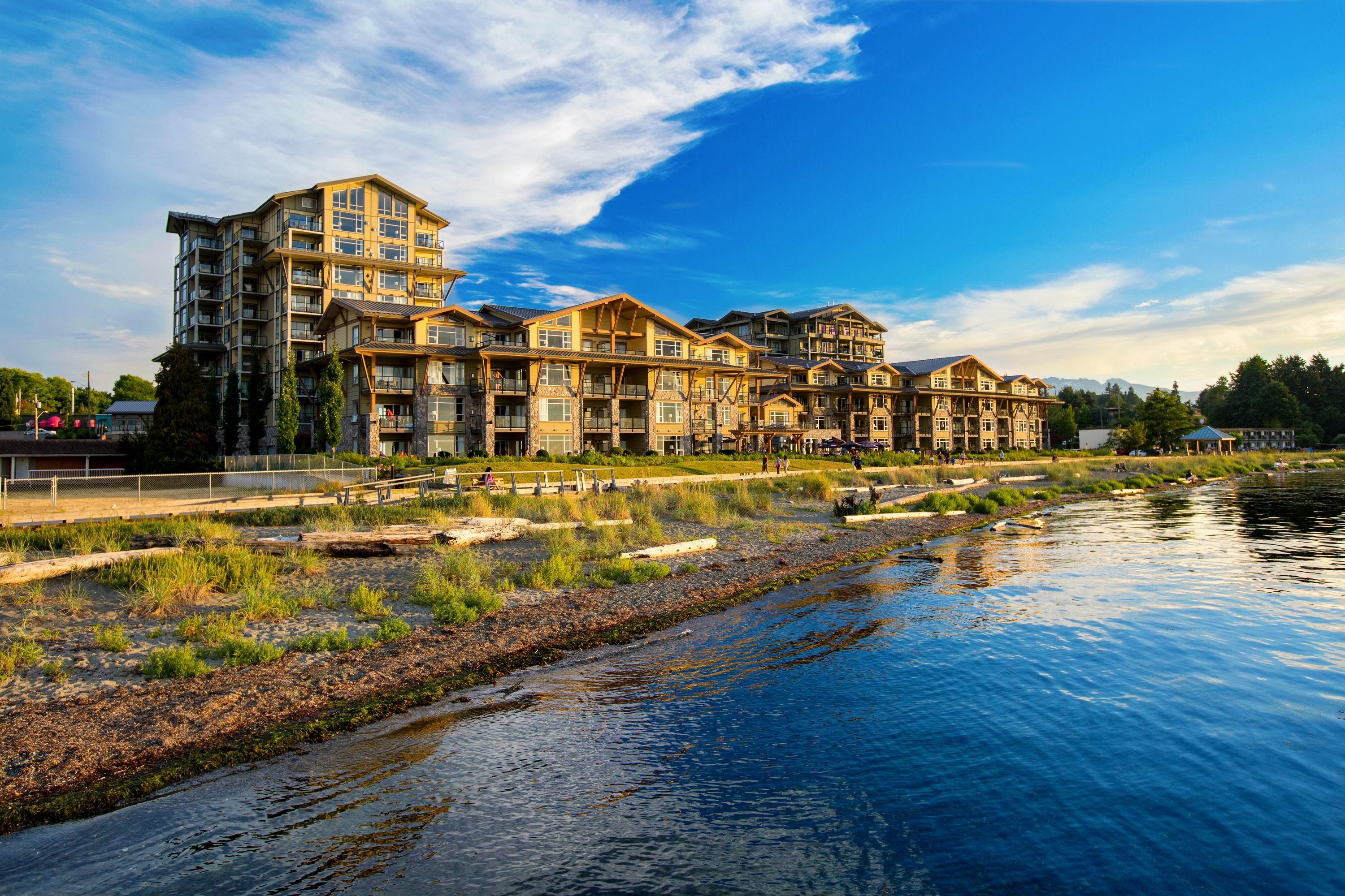 The Beach Club Resort — Bellstar Hotels & Resorts Parksville Bagian luar foto