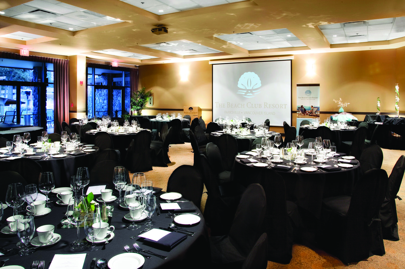The Beach Club Resort — Bellstar Hotels & Resorts Parksville Restoran foto